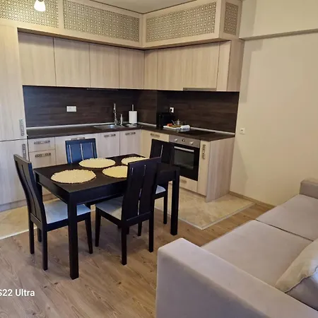 Delux Argisht Apartment Golden Sands